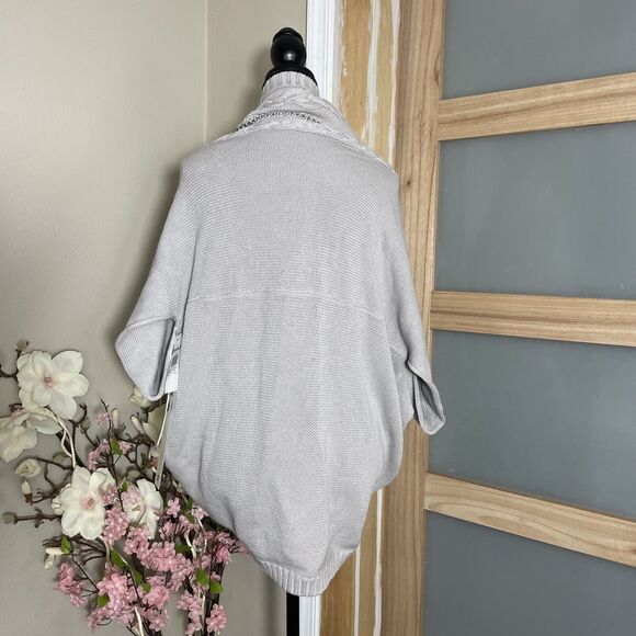 Quick Silver Shrug In M/L Chain Accent Gray Shrug Women's - Picture 6 of 7